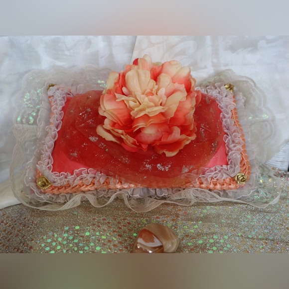 Hand Crafted Glass Bottle&Pillow Set Summer Dreaming In All Seasons - Picture 9 of 10